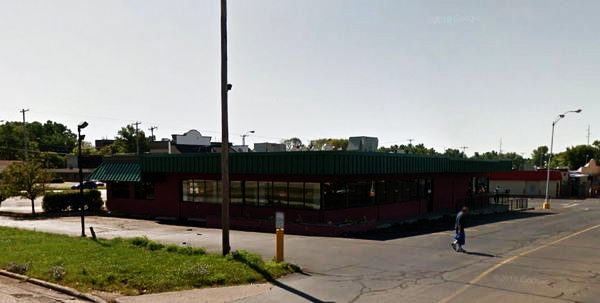 Big Boy Restaurants (Elias Brothers, Elias Bros) - Grand Rapids - 4233 Kalamazoo Ave Se (newer photo)